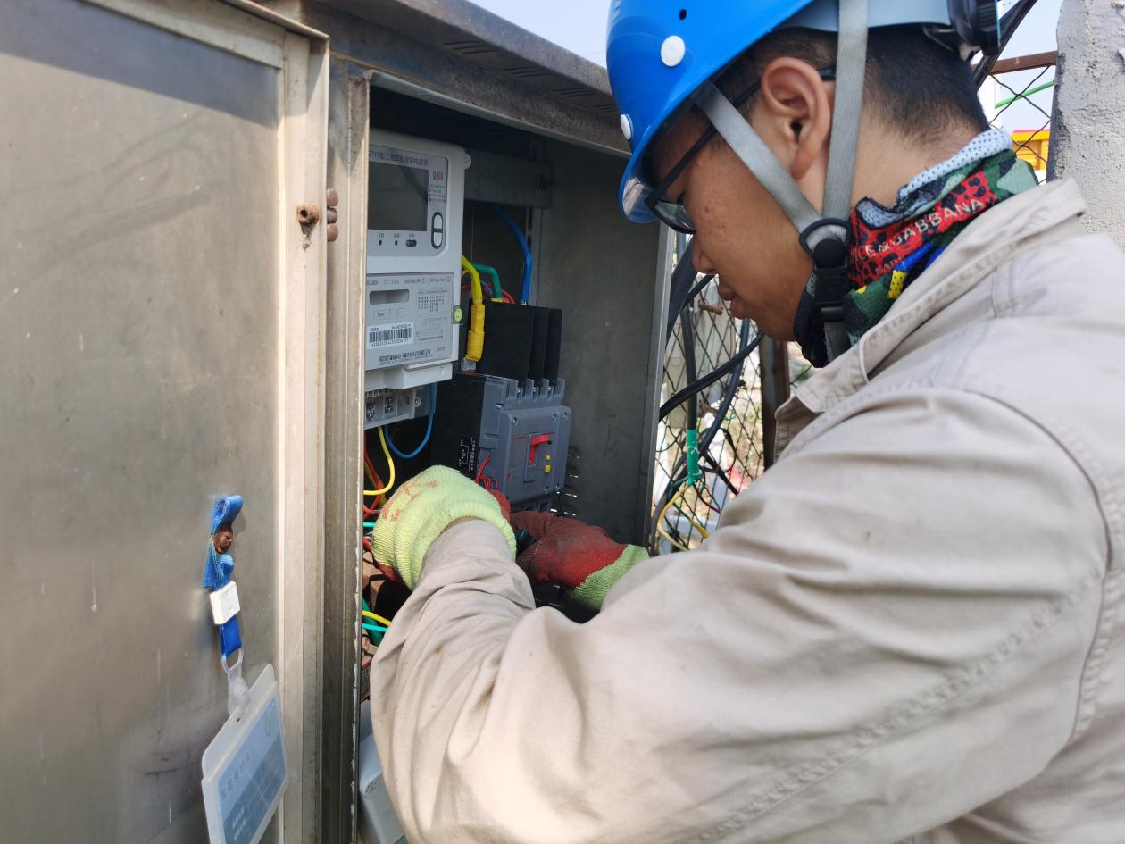 1687743059915025697.png 徐南供電所加快推進(jìn)轄區(qū)戶(hù)表改造工作.png